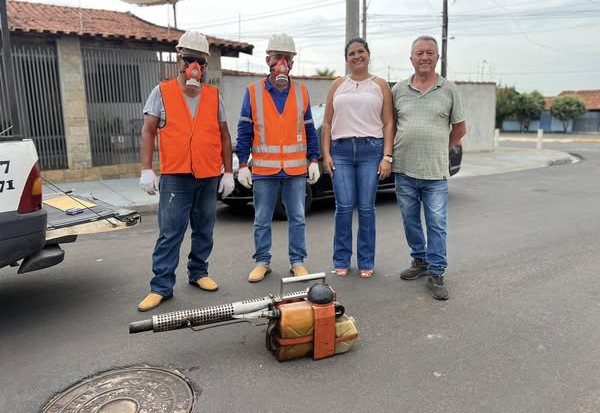 MUTIRÃO CONTRA PRAGA E VETORES