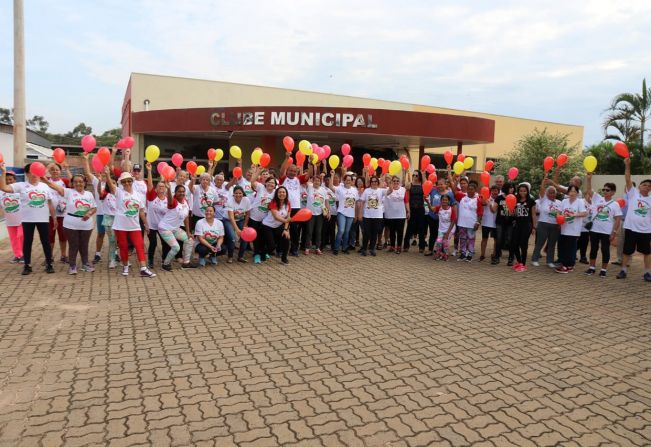 Entre Amigos de BES participa do Agita Idoso.